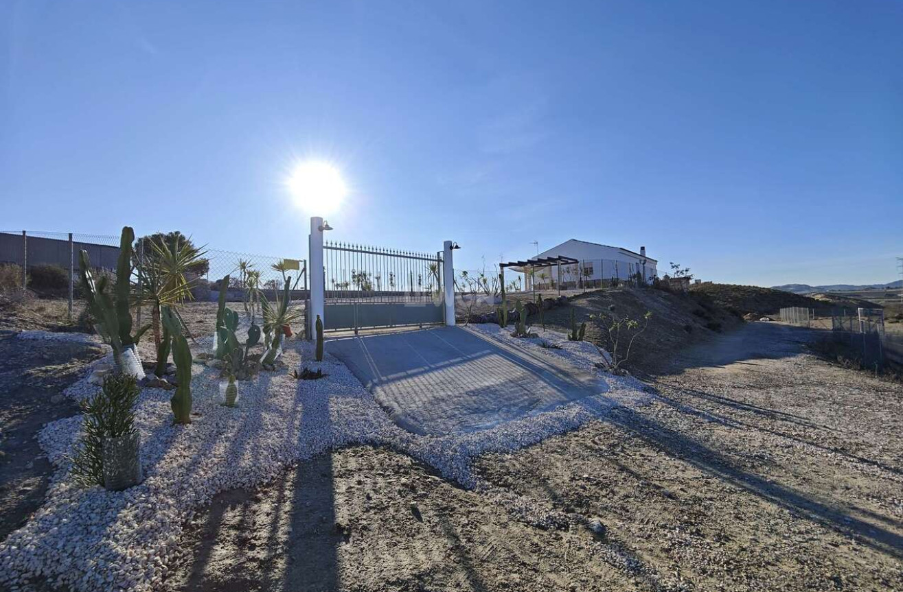 Reventa - Villa - Fortuna - Inland