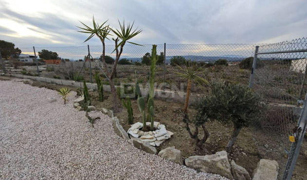 Reventa - Villa - Fortuna - Inland