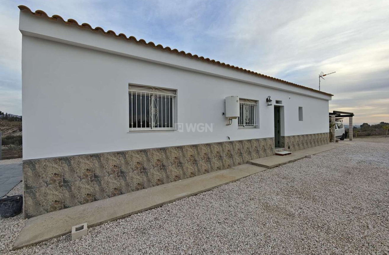 Reventa - Villa - Fortuna - Inland