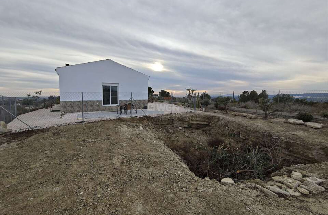 Reventa - Villa - Fortuna - Inland