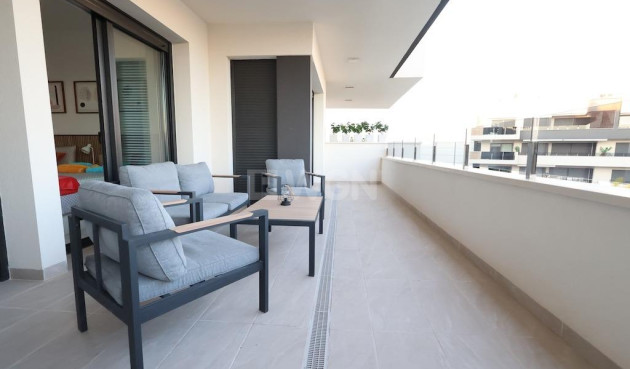 Odsprzedaż - Mieszkanie w bloku - Orihuela Costa - Costa Blanca