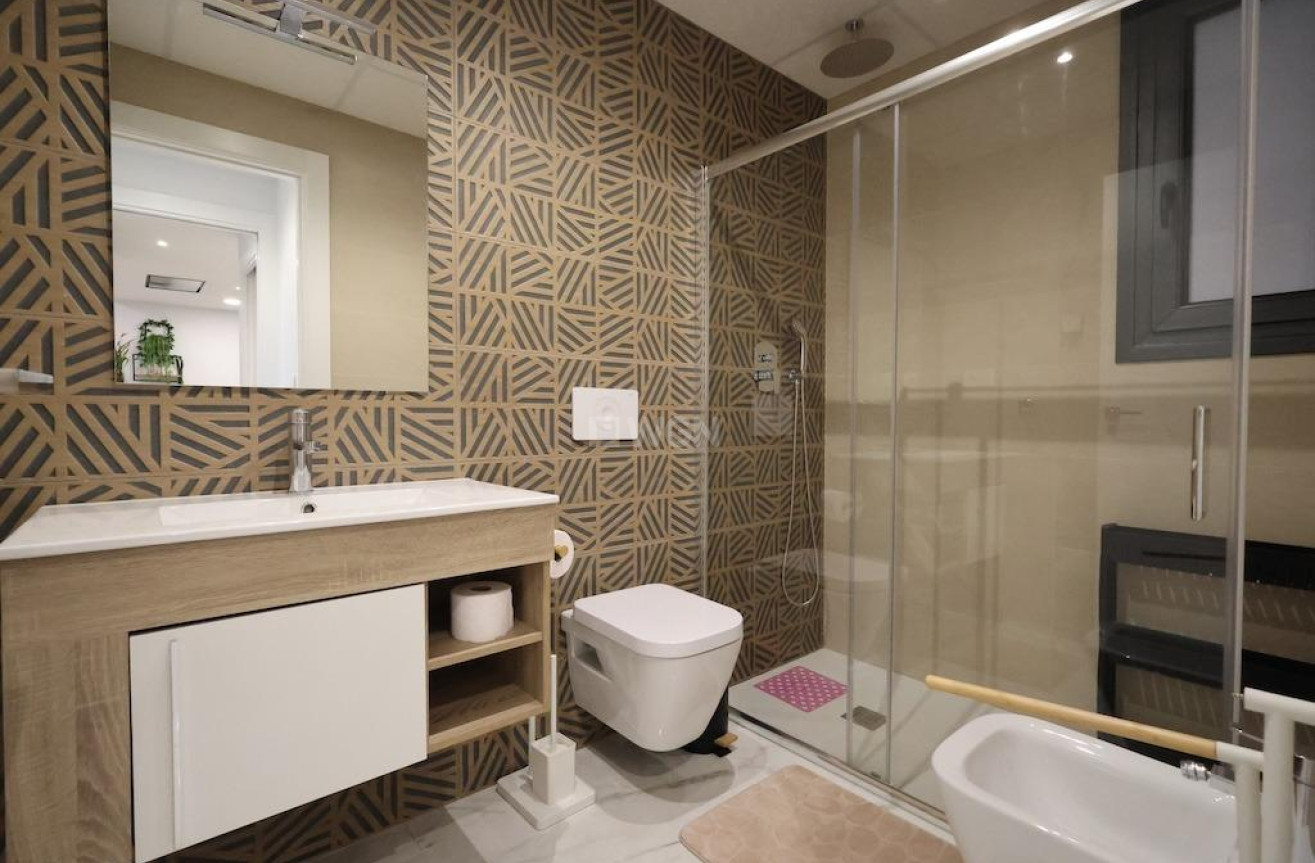 Odsprzedaż - Mieszkanie w bloku - Orihuela Costa - Costa Blanca