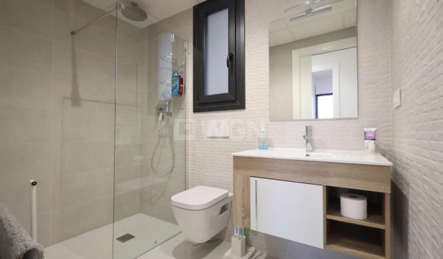 Odsprzedaż - Mieszkanie w bloku - Orihuela Costa - Costa Blanca