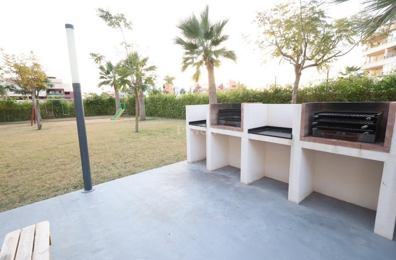 Odsprzedaż - Mieszkanie w bloku - Orihuela Costa - Costa Blanca