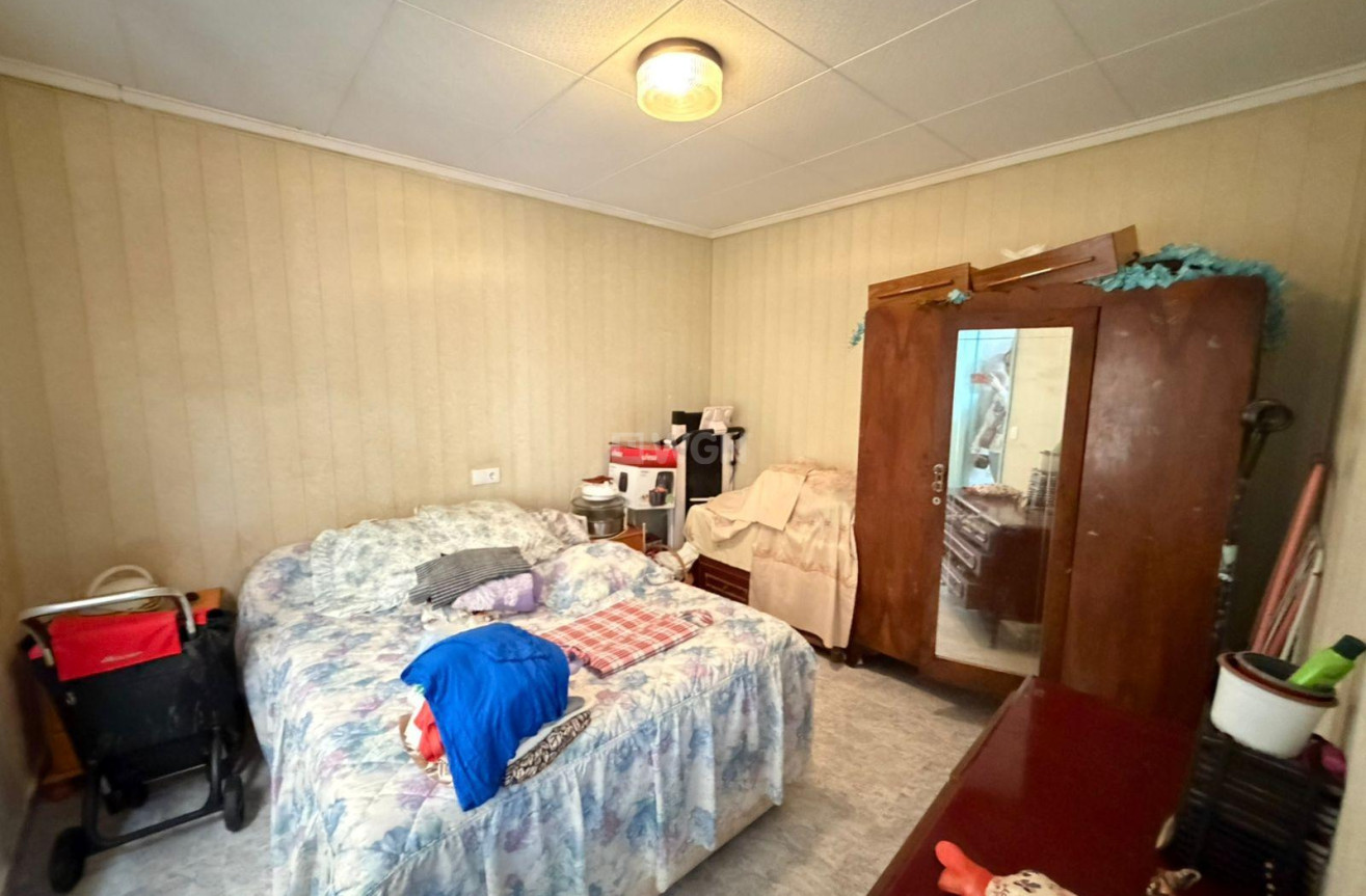 Odsprzedaż - Mieszkanie w bloku - Torrevieja - Playa del Cura