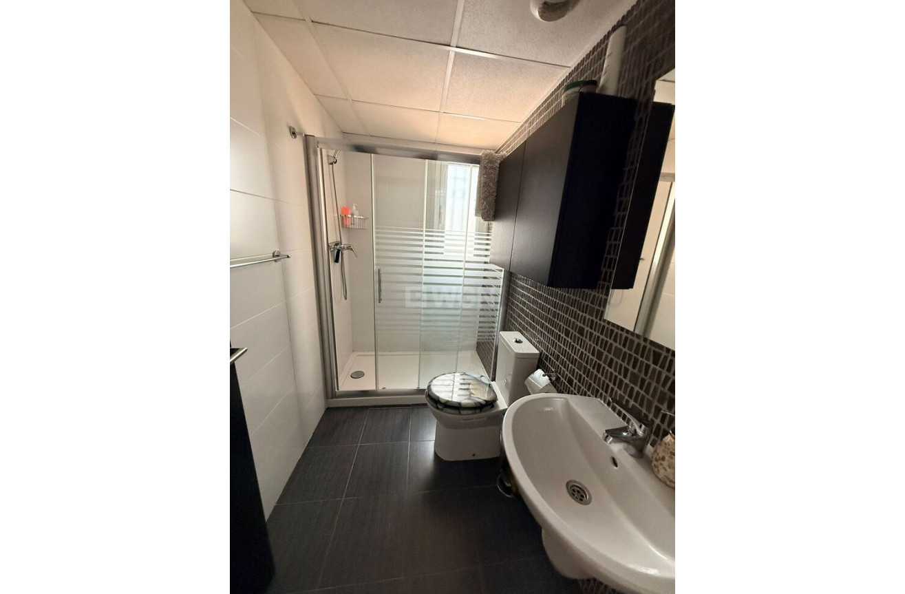 Odsprzedaż - Mieszkanie w bloku - Orihuela Costa - Villamartín