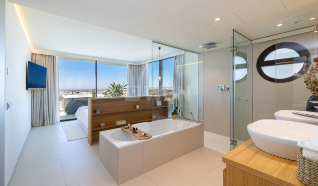 Nowy budynek - Daszek - Fuengirola - Higueron