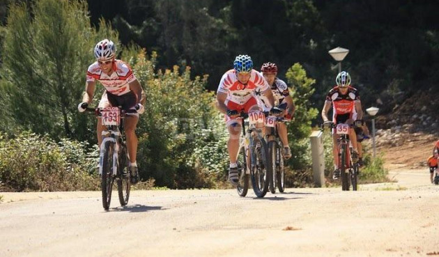 Nowy budynek - Daszek - Relleu - pueblo