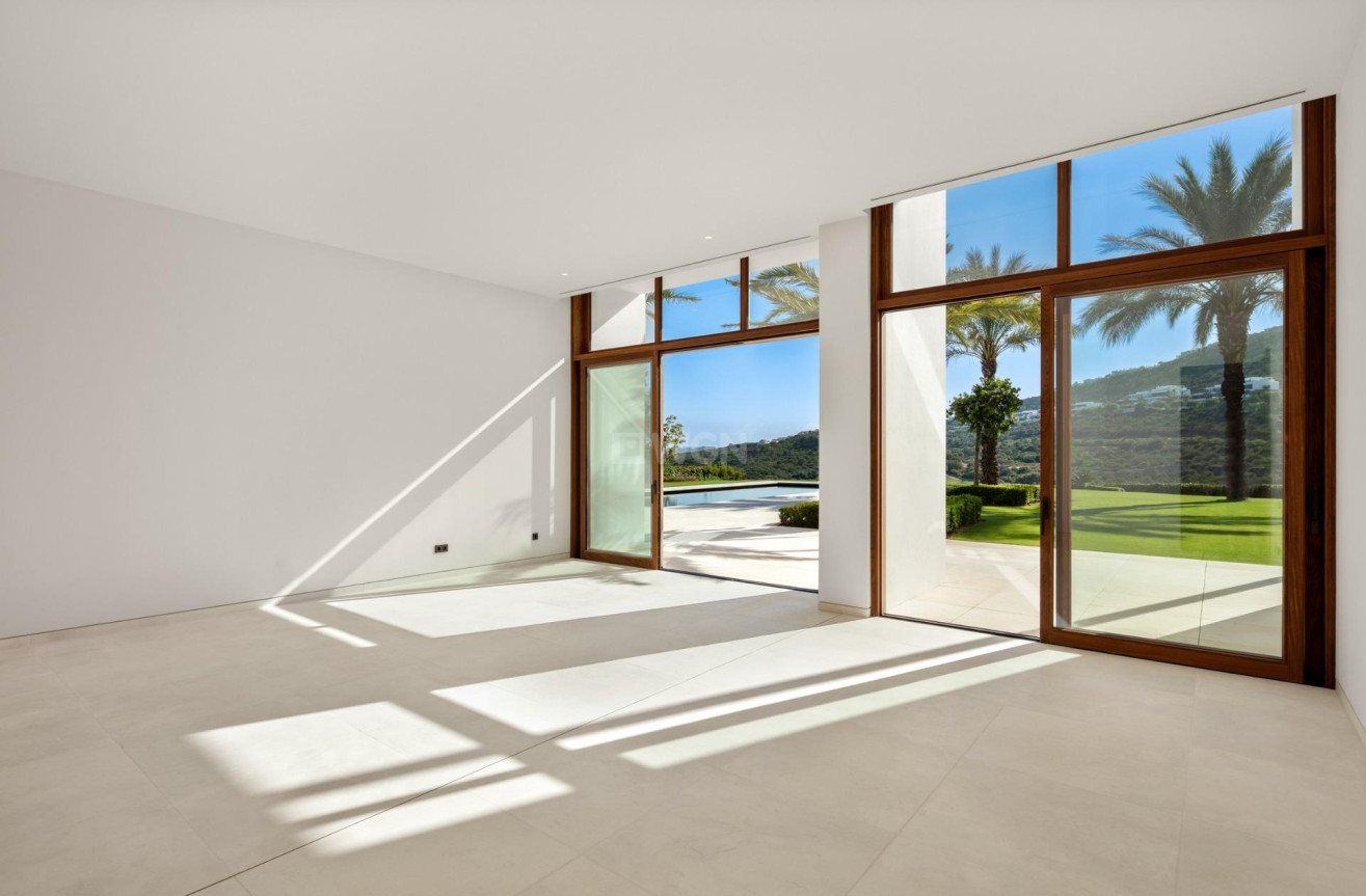 Neue Gebäude - Villa - Casares - Pedregales