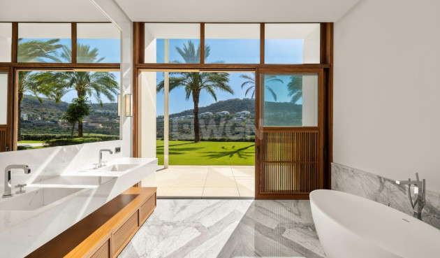 Neue Gebäude - Villa - Casares - Pedregales