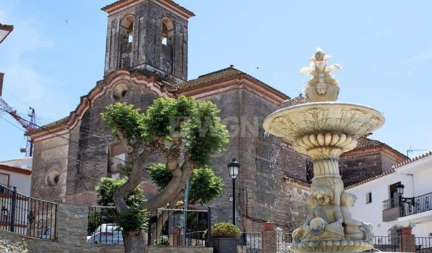 Nowy budynek - Kamienica - Manilva - Punta Chullera