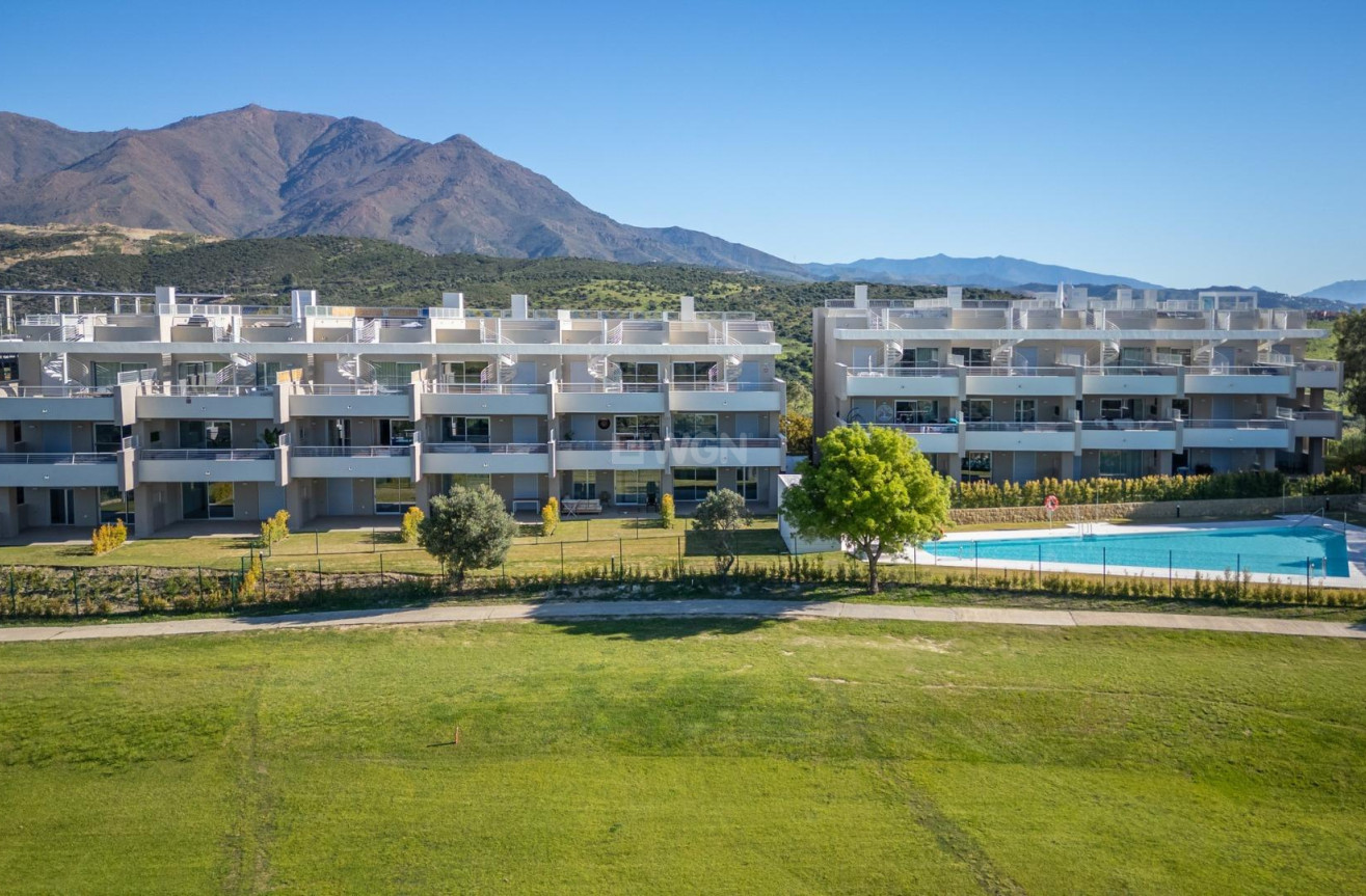 Nowy budynek - Mieszkanie w bloku - Estepona - Buenas Noches