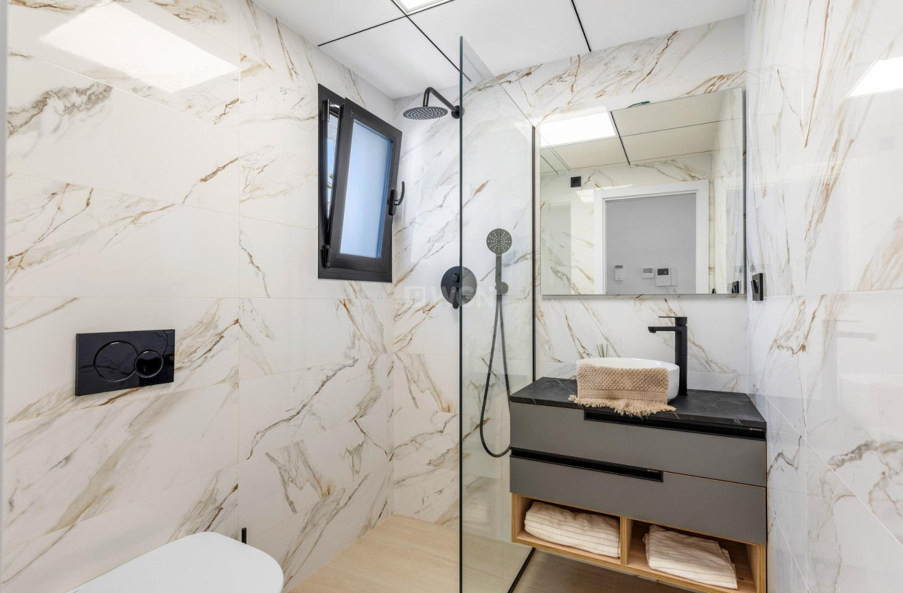 Nowy budynek - Mieszkanie w bloku - Guardamar del Segura - El Raso