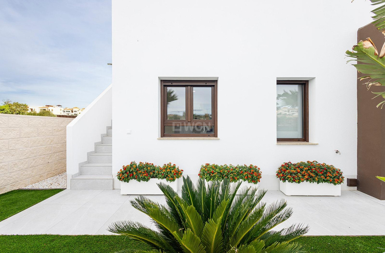 Neue Gebäude - Villa - Orihuela - Vistabella Golf