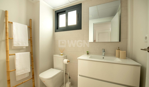 Obra nueva - Bungalow - Cox - San Fernando