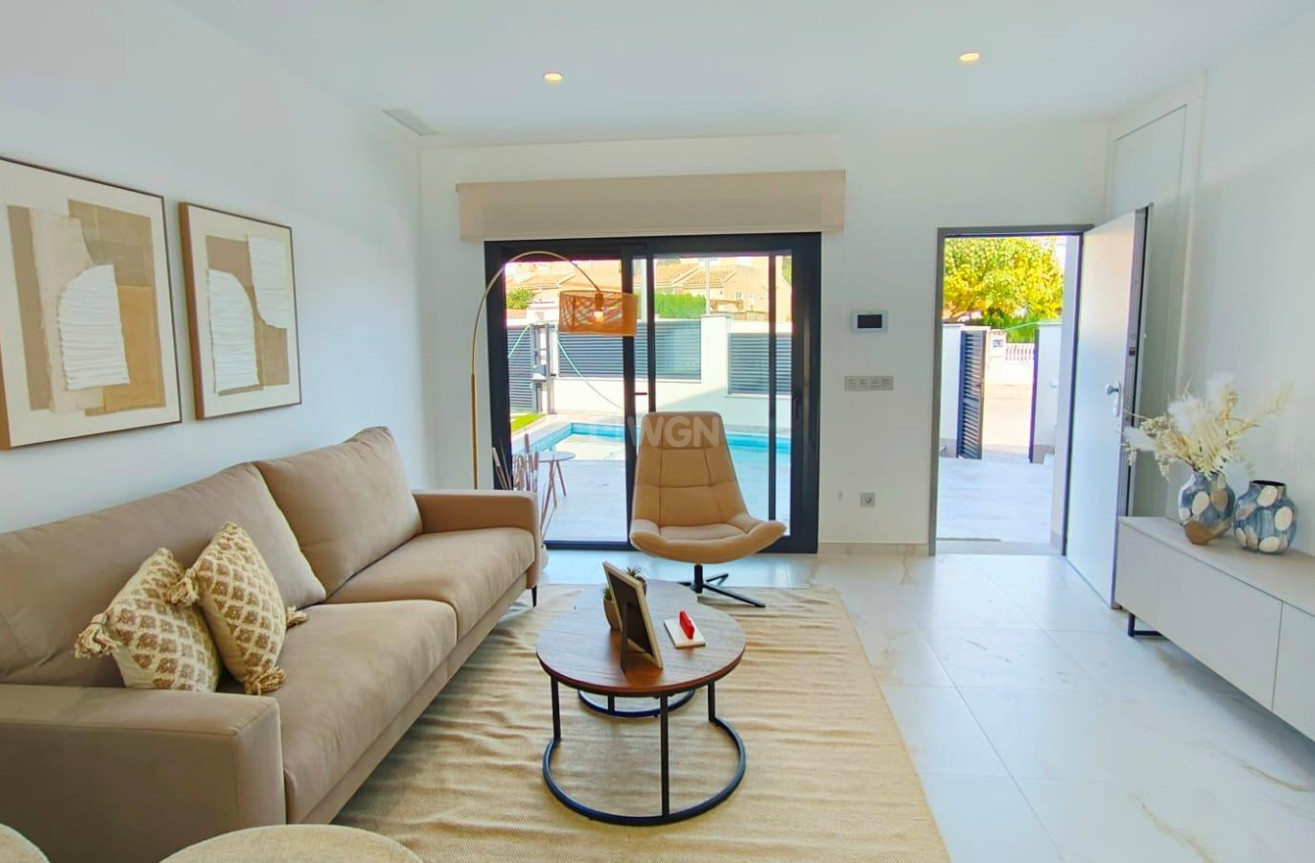 Obra nueva - Villa - Pilar de la Horadada - Pinar de Campoverde