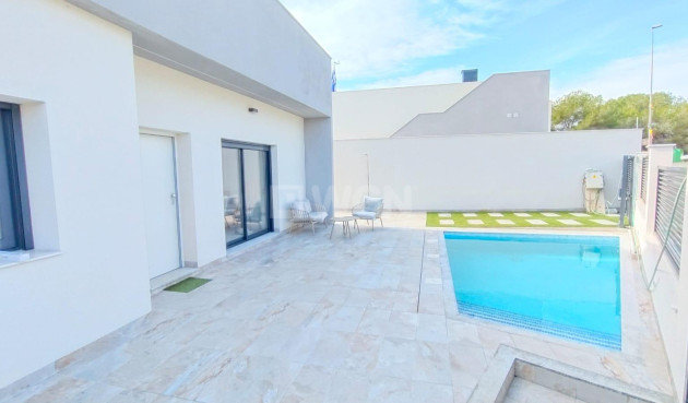 Obra nueva - Villa - Pilar de la Horadada - Pinar de Campoverde
