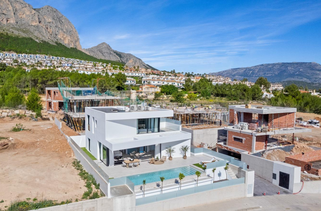 Obra nueva - Villa - Polop - Urbanizaciones