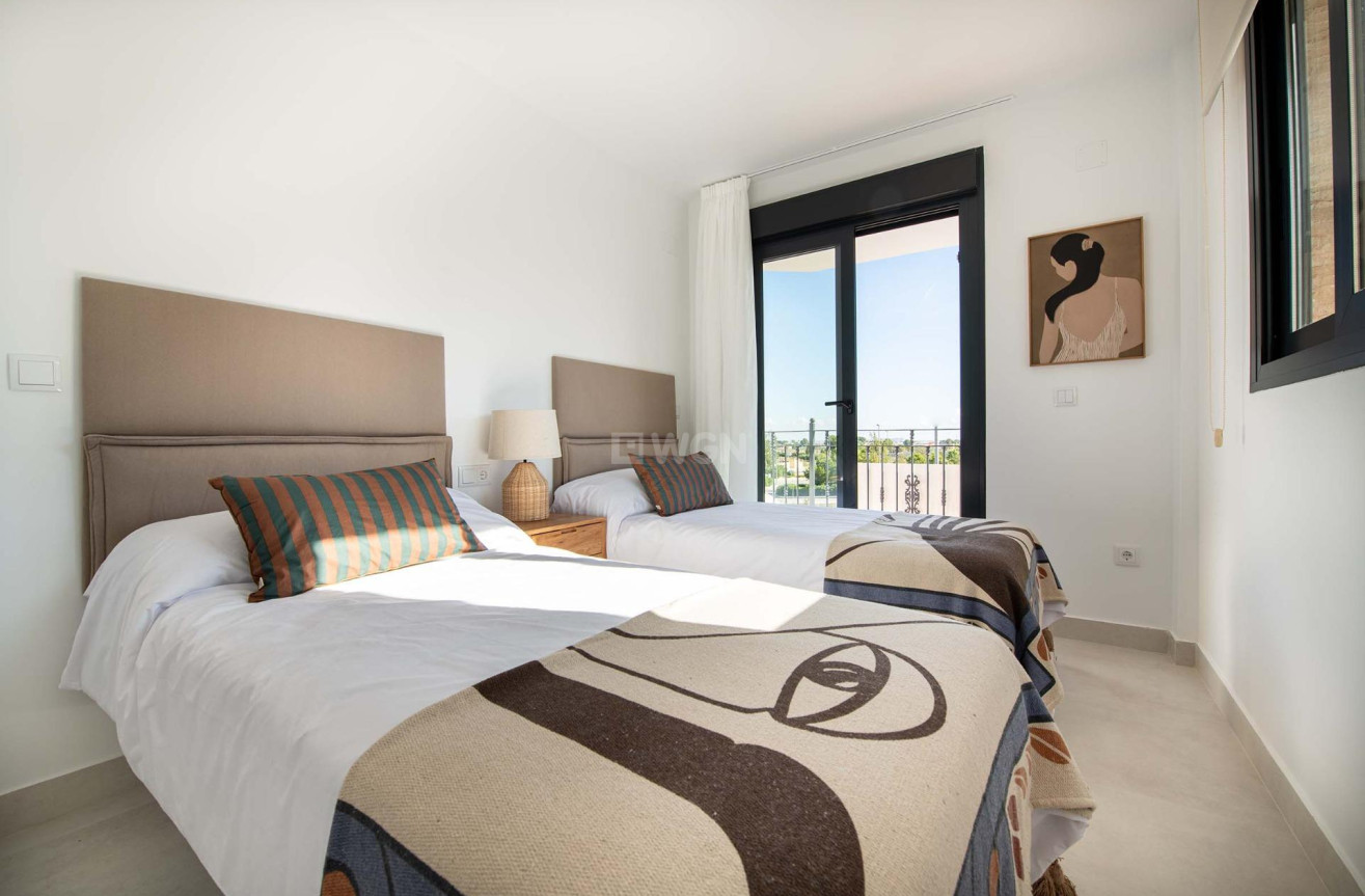 Obra nueva - Adosado - Cox - San Fernando