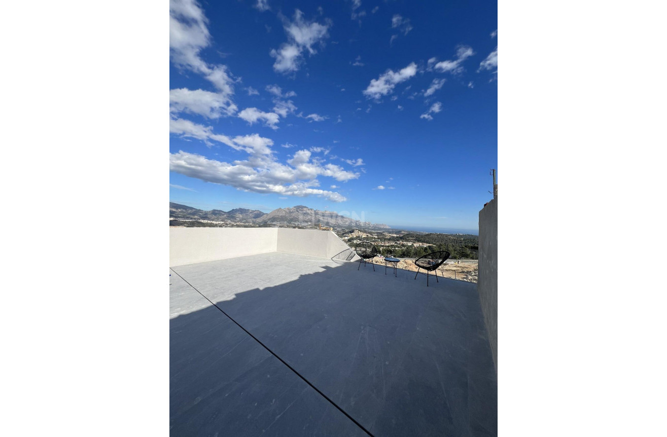 Nowy budynek - Kamienica - Polop - PAU1