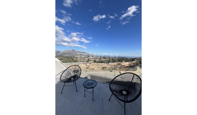 Nowy budynek - Kamienica - Polop - PAU1