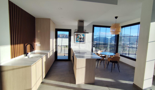 Nowy budynek - Kamienica - Polop - PAU1