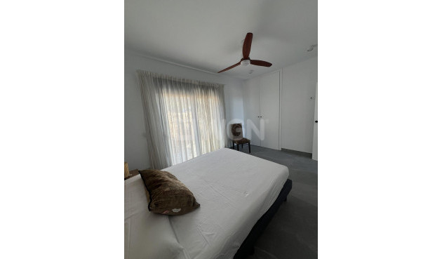 Nowy budynek - Kamienica - Polop - PAU1