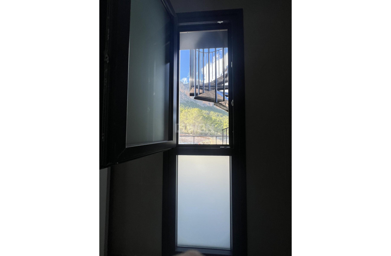 Nowy budynek - Kamienica - Polop - PAU1