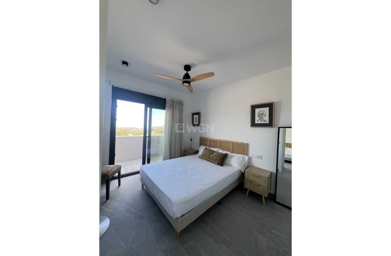 Nowy budynek - Kamienica - Polop - PAU1