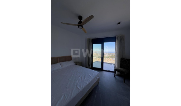 Nowy budynek - Kamienica - Polop - PAU1