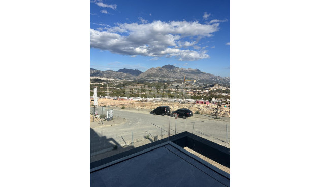 Nowy budynek - Kamienica - Polop - PAU1