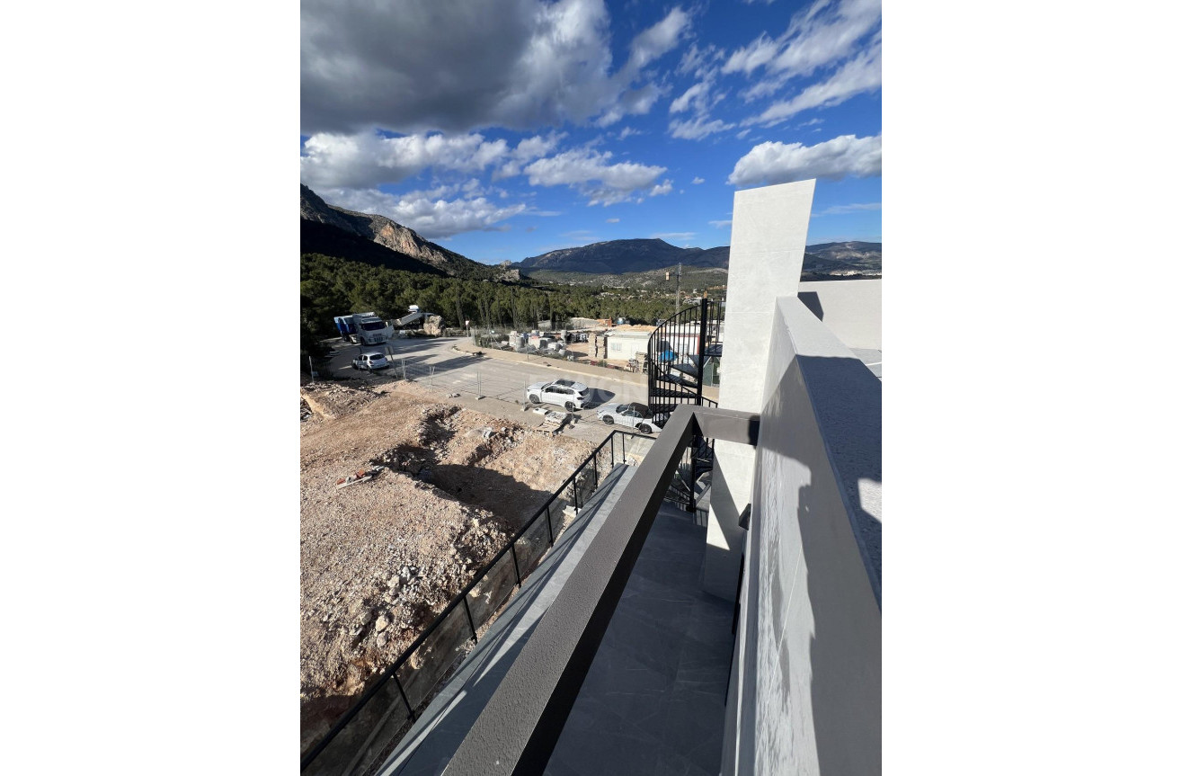 Nowy budynek - Kamienica - Polop - PAU1