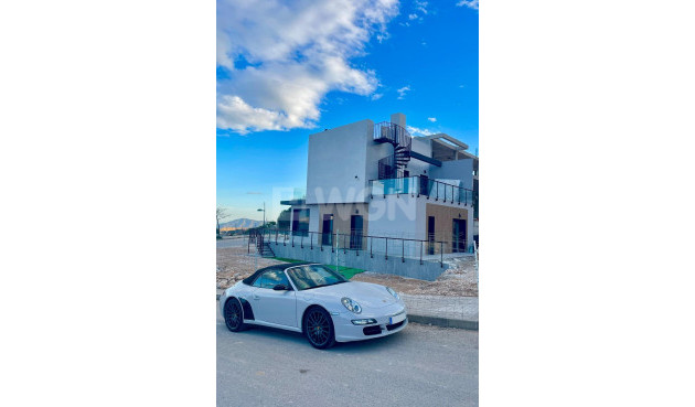 Nowy budynek - Kamienica - Polop - PAU1