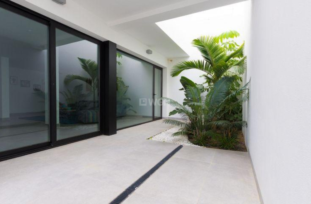 Obra nueva - Villa - Finestrat - Campana Garden