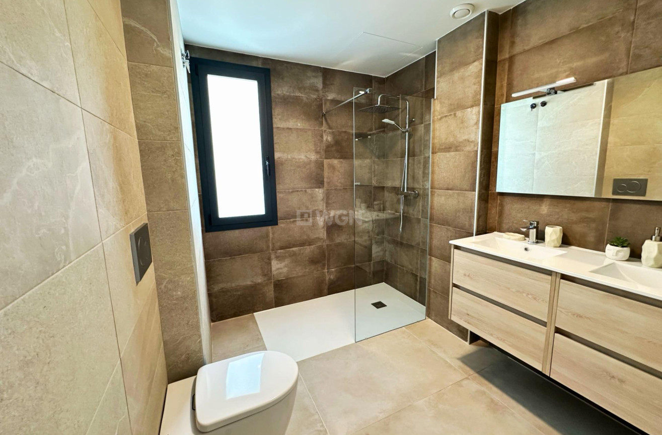 Nowy budynek - Villa - Dolores - polideportivo