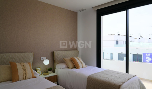 Nowy budynek - Villa - Dolores - polideportivo