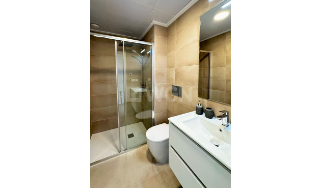 Nowy budynek - Villa - Dolores - polideportivo