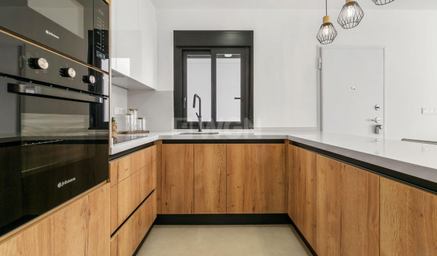 Nowy budynek - Villa - San Pedro del Pinatar - Polideportivo