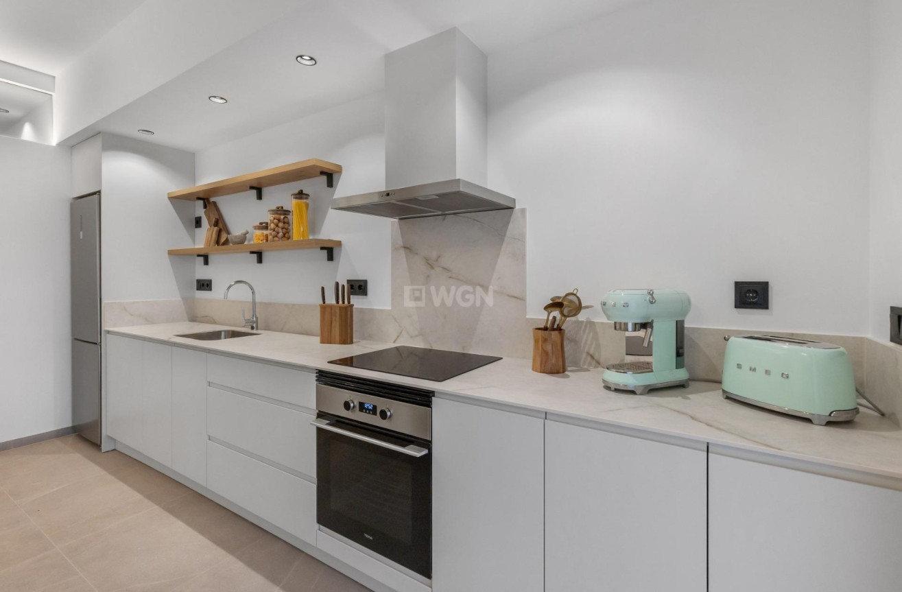 Nowy budynek - Mieszkanie w bloku - Torrevieja - Playa Los Naufragos