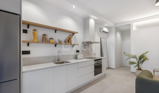 Nowy budynek - Mieszkanie w bloku - Torrevieja - Playa Los Naufragos