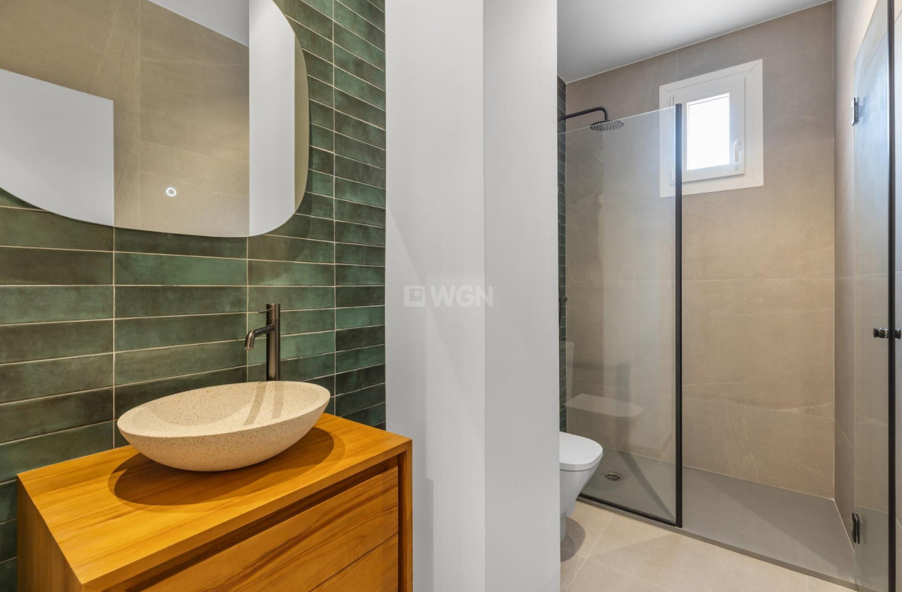 Nowy budynek - Mieszkanie w bloku - Torrevieja - Playa Los Naufragos