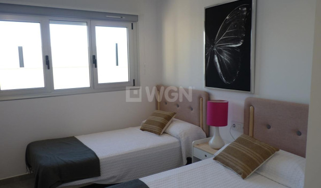 Obra nueva - Adosado - Pilar de la Horadada