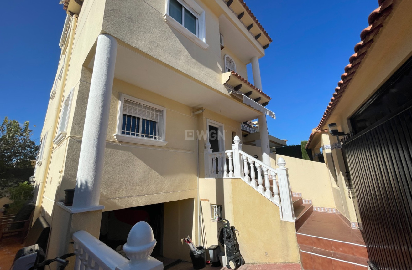 Odsprzedaż - Villa - Guardamar del Segura - Costa Blanca