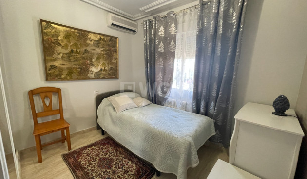 Odsprzedaż - Villa - Guardamar del Segura - Costa Blanca