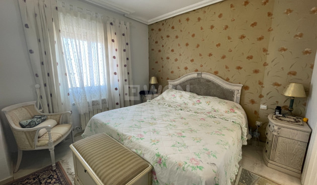 Odsprzedaż - Villa - Guardamar del Segura - Costa Blanca