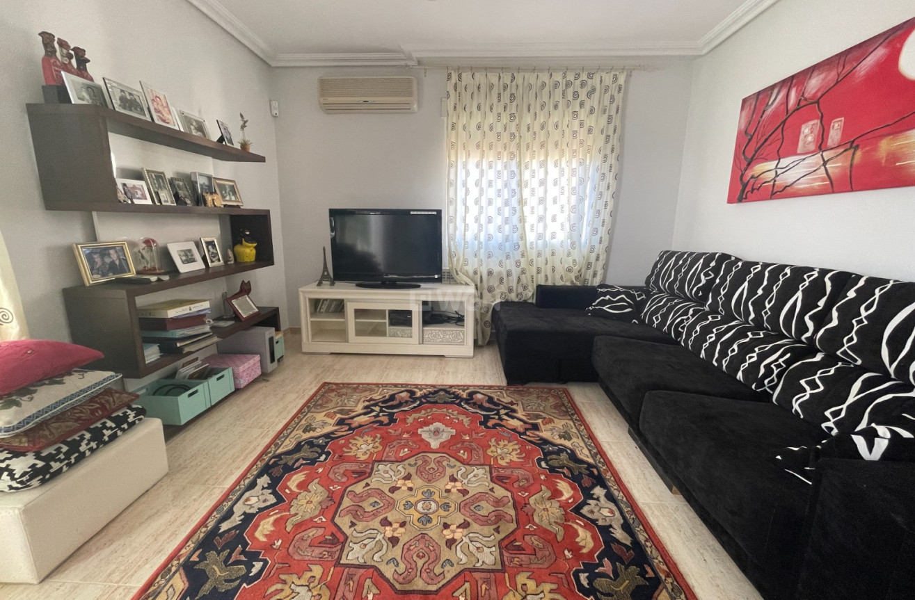 Odsprzedaż - Villa - Guardamar del Segura - Costa Blanca