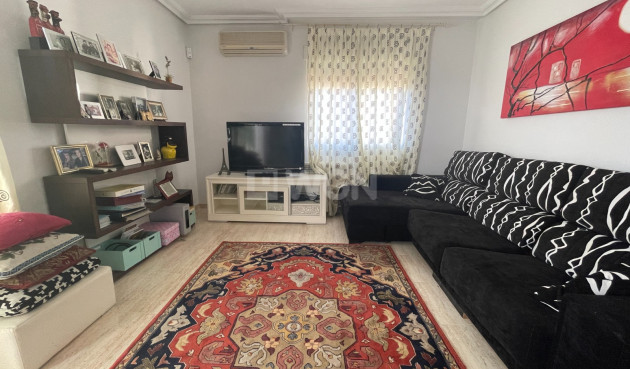 Odsprzedaż - Villa - Guardamar del Segura - Costa Blanca