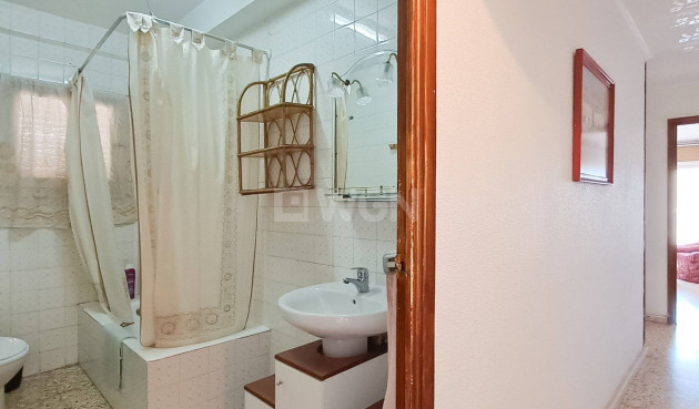 Resale - Penthouse - Torrevieja - Playa De Los Naufragos