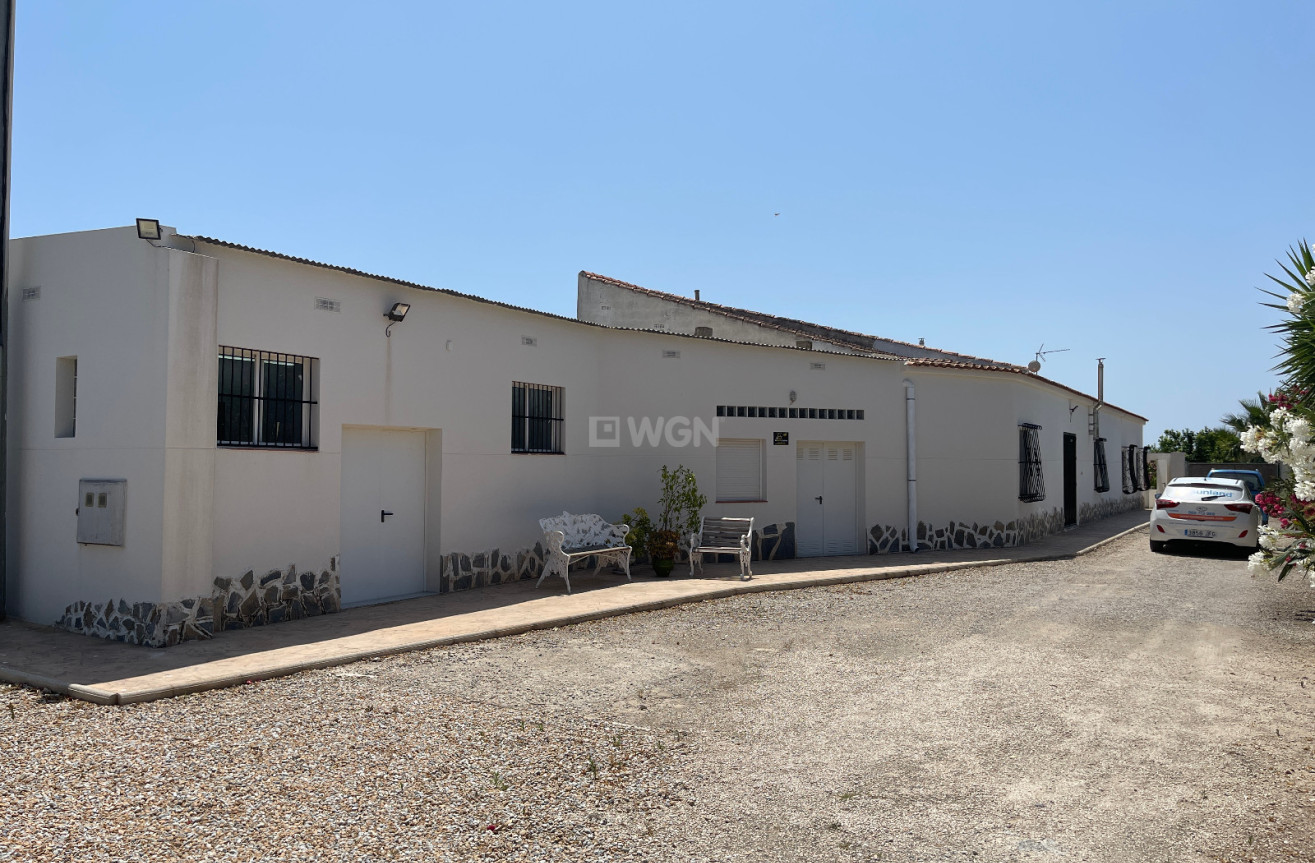 Odsprzedaż - Villa - Daya Nueva - Costa Blanca