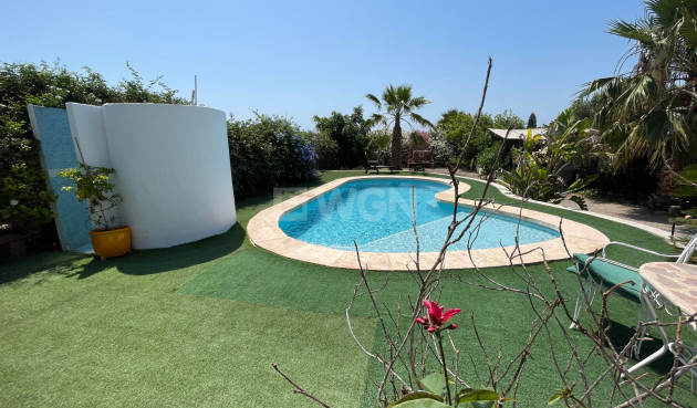 Odsprzedaż - Villa - Daya Nueva - Costa Blanca